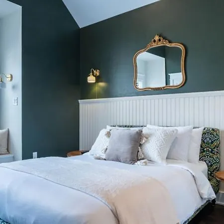 The Hen Houses Wildwood Room photo